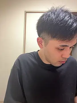 ryusei18570 online show from 2, 11, 2025