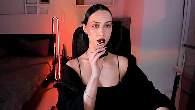 Snapshot of unaericaabistrong chatting on 6, 5, 2026 unaericaabistrong online show from 6, 5, 2026