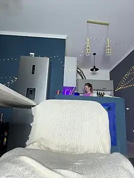 NickiLike online show from 9, 11, 2025