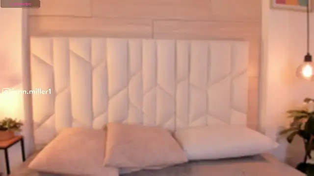 Jennmiiller  online show from 7, 4, 2026