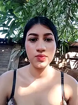 Snapshot of Julix_A chatting on 15, 9, 2025 Julix A online show from 15, 9, 2025