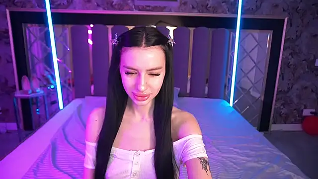 Snow WhiteeeX online show from 12, 3, 2026