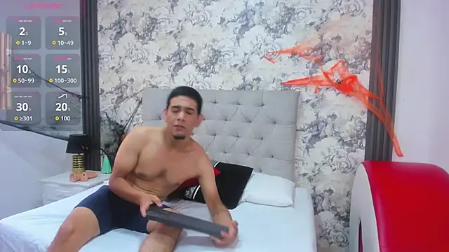 Snapshot of alexxa_and_sadman chatting on 24, 10, 2025 alexxa and sadman online show from 24, 10, 2025