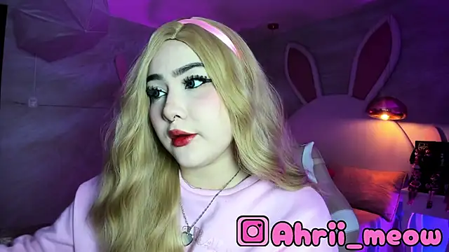 Snapshot of AHRI_LEE chatting on 30, 9, 2025 AHRI LEE online show from 30, 9, 2025