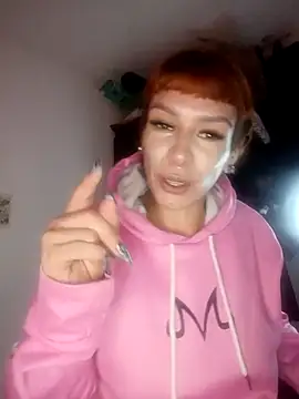 Snapshot of IvanaFetish chatting on 8, 10, 2025 IvanaFetish online show from 8, 10, 2025
