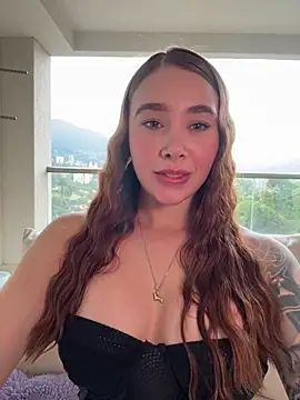 Lanataylor- online show from 21, 4, 2026