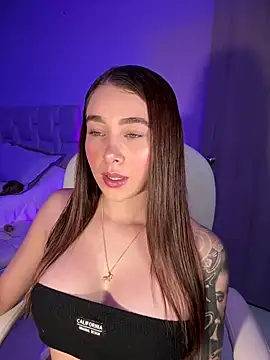 Snapshot of Lanataylor- chatting on 19, 2, 2025 Lanataylor- online show from 19, 2, 2025