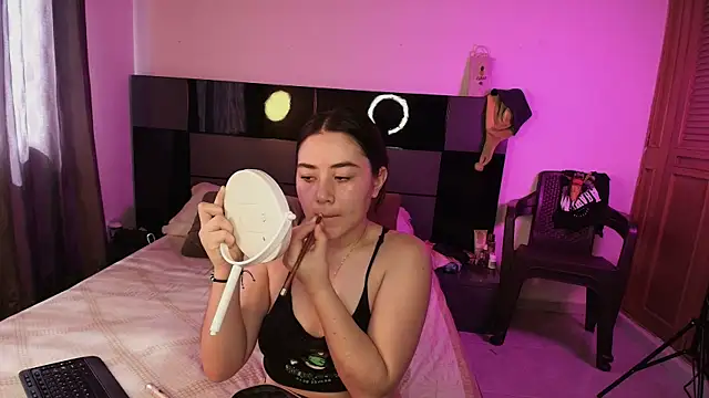 Snapshot of Ladyandthetramp7 chatting on 9, 4, 2026 Ladyandthetramp7 online show from 9, 4, 2026