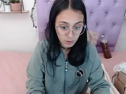 Freyja 01 online show from 18, 10, 2025