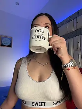  ISABELLA HOT  online show from 17, 4, 2026