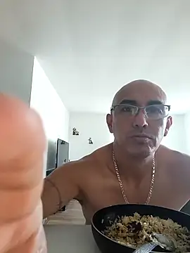 exmilitary online show from 14, 10, 2025