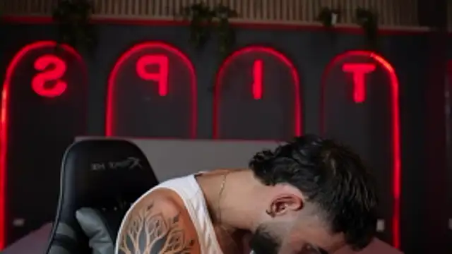 Austin bolt online show from 25, 11, 2025