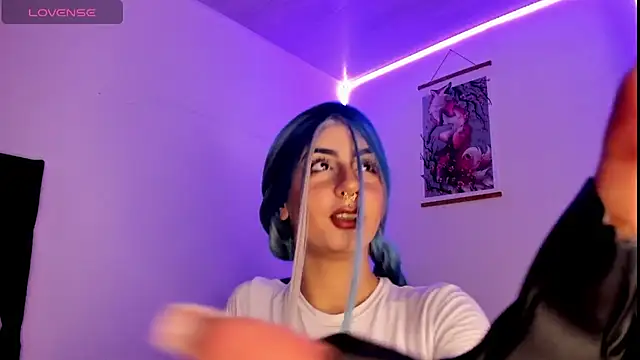 Alice woodville online show from 12, 12, 2024