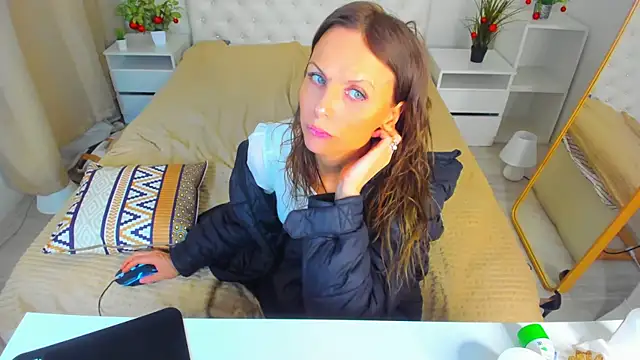 Elizabe th online show from 15, 12, 2024