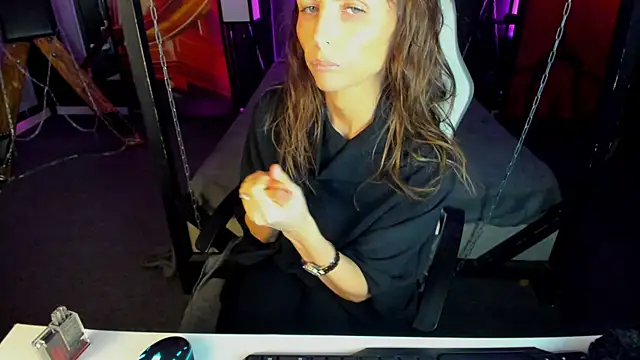 Elizabe th online show from 19, 1, 2025