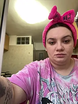 Snapshot of MelanieBrownn chatting on 28, 2, 2025 MelanieBrownn online show from 28, 2, 2025