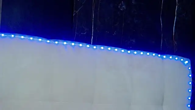 MelanieBrownn online show from 12, 4, 2026