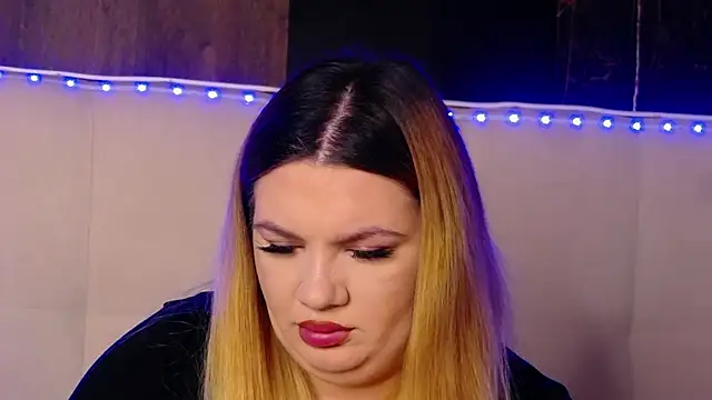 MelanieBrownn online show from 9, 2, 2026