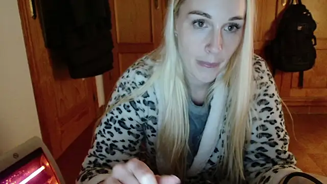 secretmuses online show from 4, 2, 2026