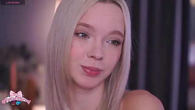  AlinaBailey online show from 20, 3, 2026