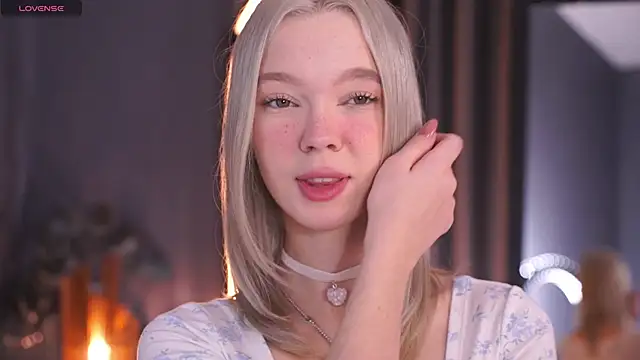  AlinaBailey online show from 30, 11, 2025