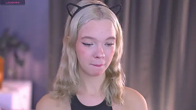  AlinaBailey online show from 17, 10, 2025