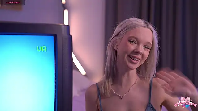  AlinaBailey online show from 19, 4, 2026