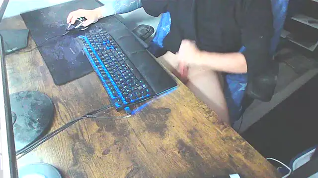 WouldLovetoFuckYou666 online show from 30, 11, 2025