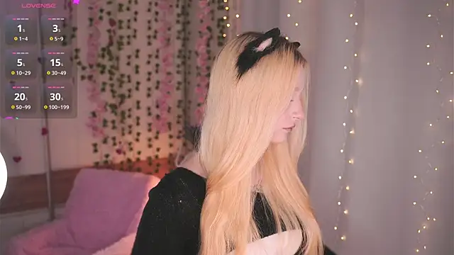 Naughty  Couplles online show from 15, 2, 2026