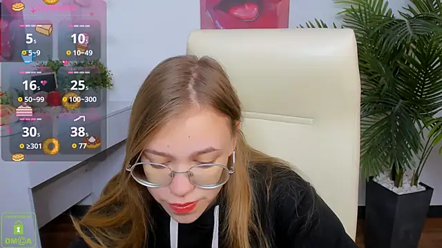 LayriantaVee online show from 6, 10, 2025