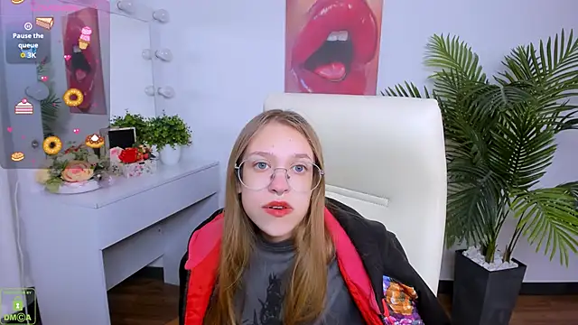 LayriantaVee online show from 28, 9, 2025