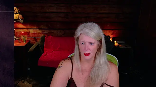 AliceHarlot online show from 28, 10, 2025