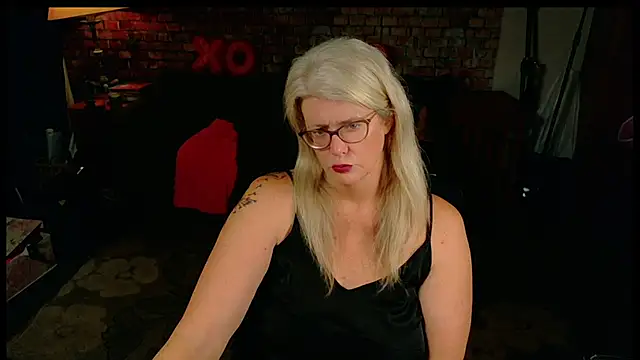 AliceHarlot online show from 19, 5, 2026