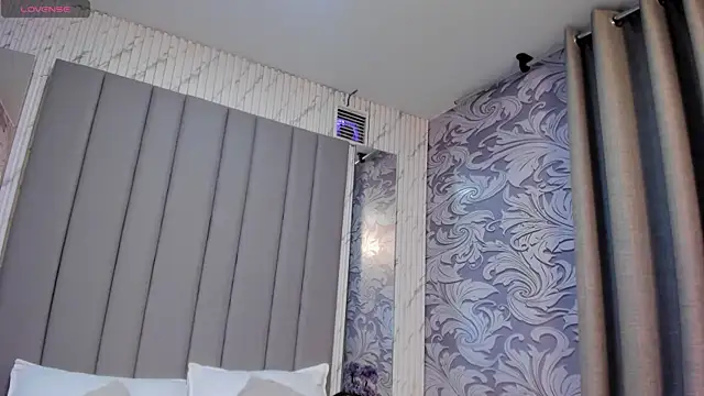 Sensual Sophie  online show from 3, 5, 2026