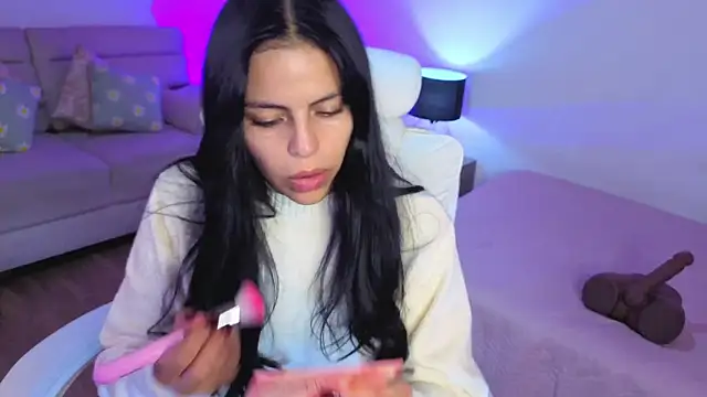 Eliie Ruizz online show from 22, 4, 2026