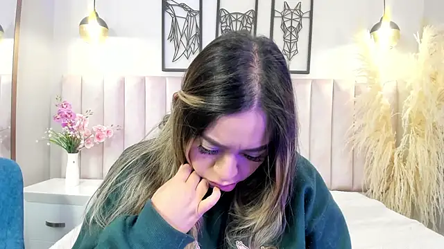 Annie karlsson   online show from 20, 9, 2025