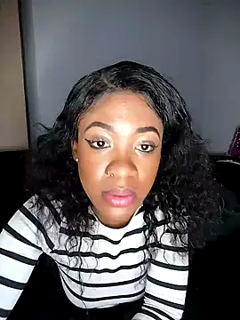 Snapshot of pixie-na chatting on 27, 10, 2025 pixie-na online show from 27, 10, 2025