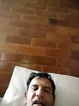 RogueTraveler online show from 3, 3, 2026