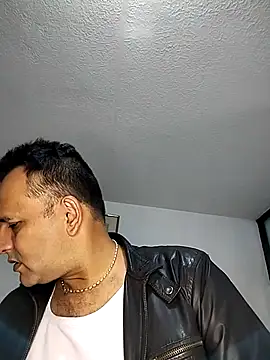 RogueTraveler online show from 5, 11, 2025