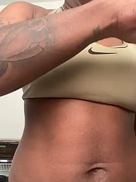 Snapshot of TransboyJay chatting on 4, 3, 2026 TransboyJay online show from 4, 3, 2026