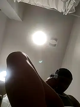 Snapshot of TransboyJay chatting on 19, 9, 2025 TransboyJay online show from 19, 9, 2025