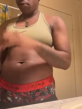 Snapshot of TransboyJay chatting on 6, 3, 2026 TransboyJay online show from 6, 3, 2026