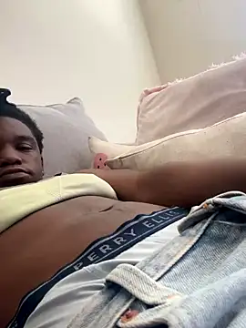 Snapshot of TransboyJay chatting on 3, 12, 2024 TransboyJay online show from 3, 12, 2024