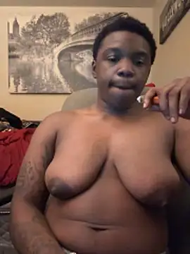 Snapshot of TransboyJay chatting on 24, 3, 2026 TransboyJay online show from 24, 3, 2026