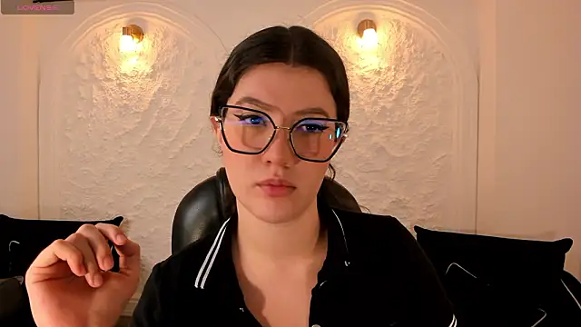 AmberFarrell online show from 18, 2, 2026