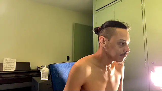 villanocat online show from 30, 9, 2025