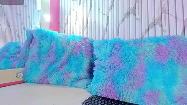 valentina lux online show from 16, 10, 2025