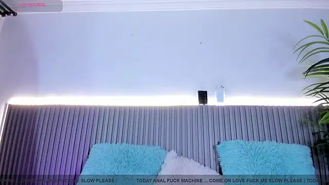 valentina lux online show from 24, 2, 2026