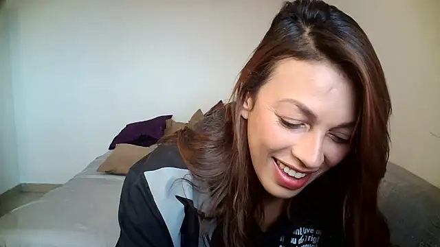 Snapshot of Hanna_Charming chatting on 19, 7, 2026 Hanna Charming online show from 19, 7, 2026