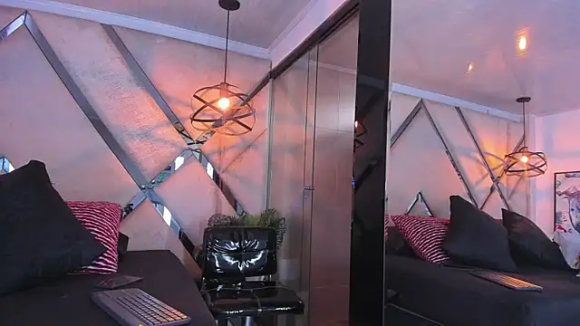 Liah Grey8 online show from 27, 2, 2026